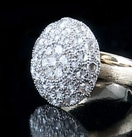 Anello in oro bianco e diamanti
